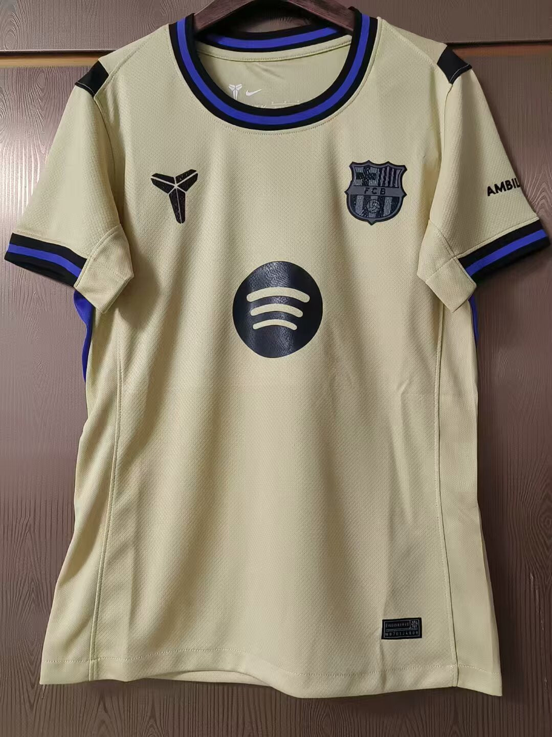 Camisola FC Barcelona 2025-26 Alternativa Amarela Versão Mulher