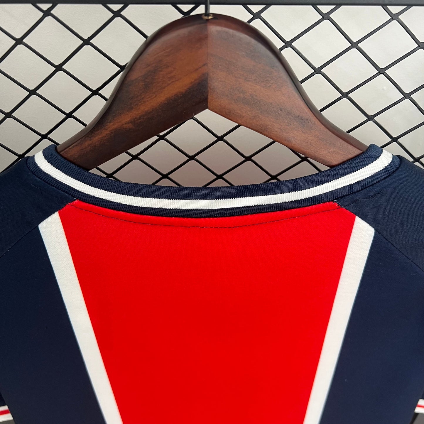 Camisola FC Paris Saint-Germain 1974-75 Principal