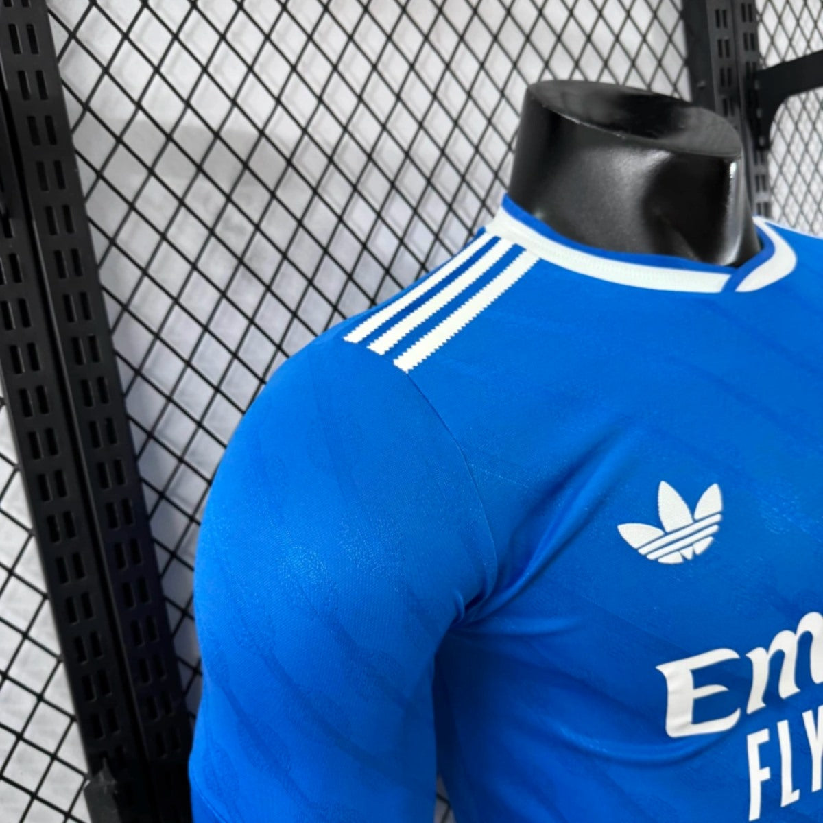 Camisola Manga Comprida Real Madrid CF 2025-26 Alternativa Azul Versão Jogador