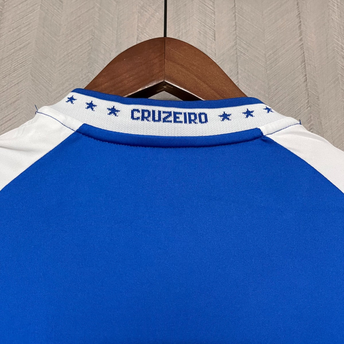 Camisola Cruzeiro EC 2025-26 Principal Lisa Versão Mulher
