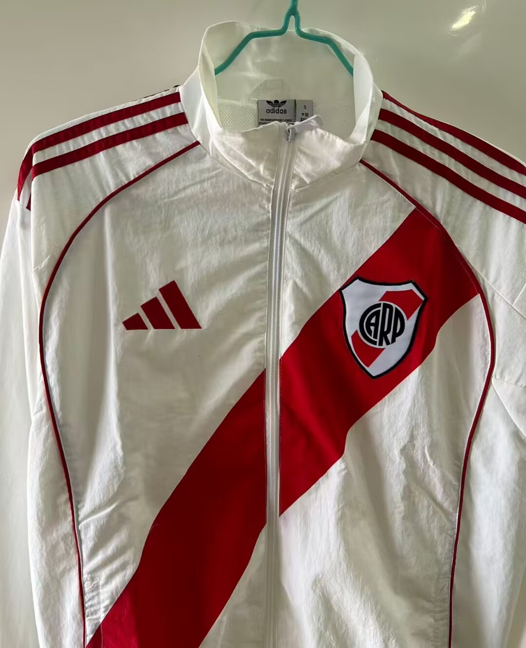 Wind Breaker CA River Plate 2025-26