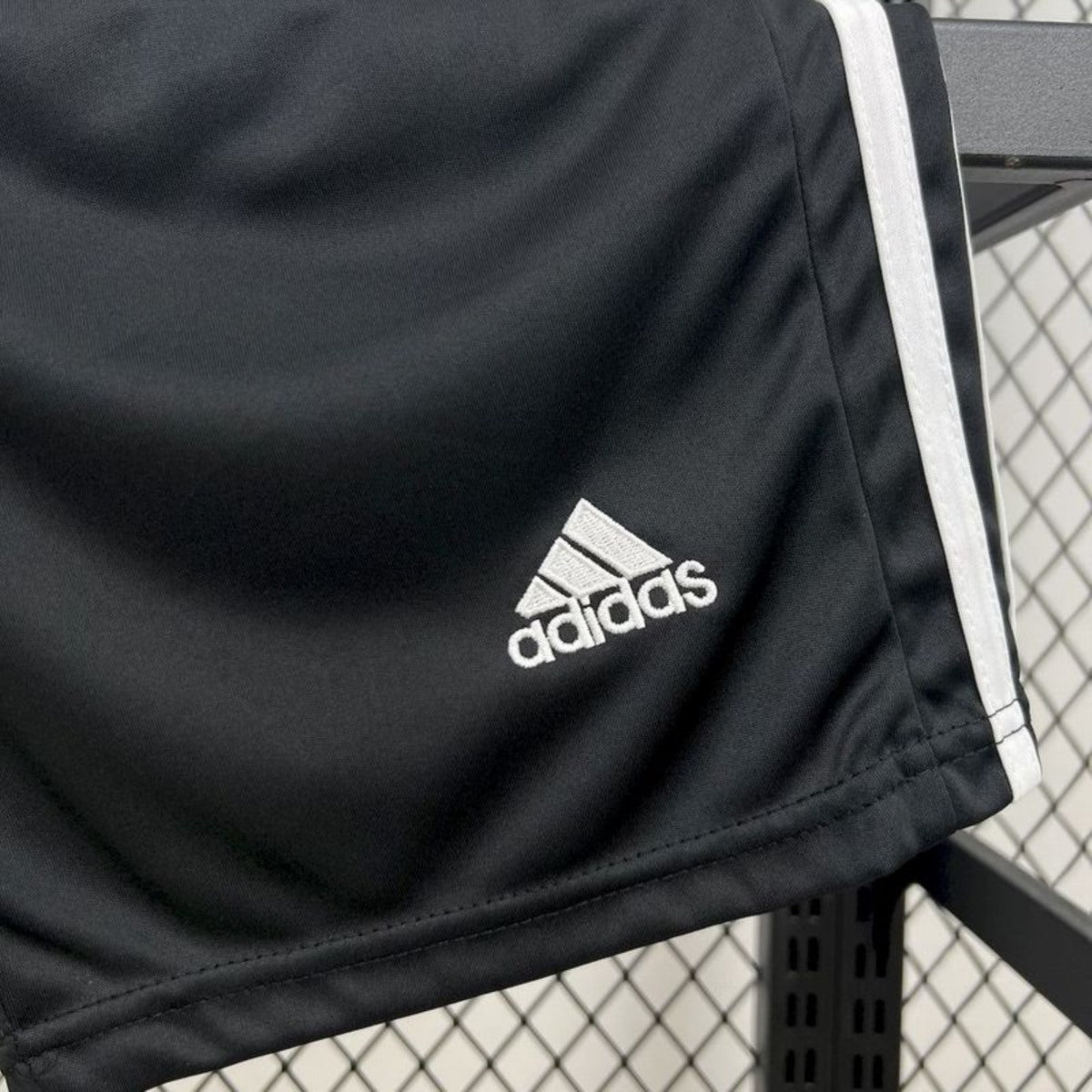 Kit Criança Real Madrid CF 2025-26 Edição Especial