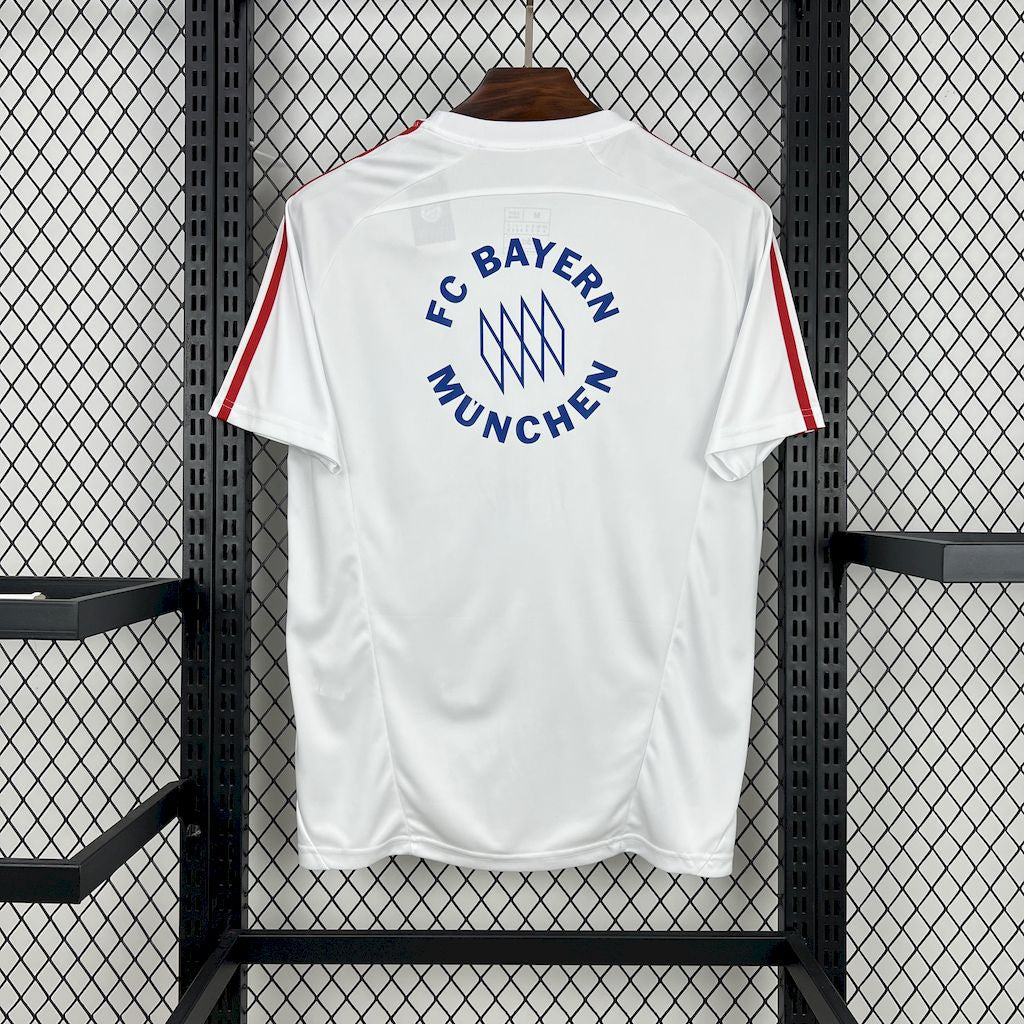 Camisola FC Bayern 2025-26 Edição Especial Versão Adepto