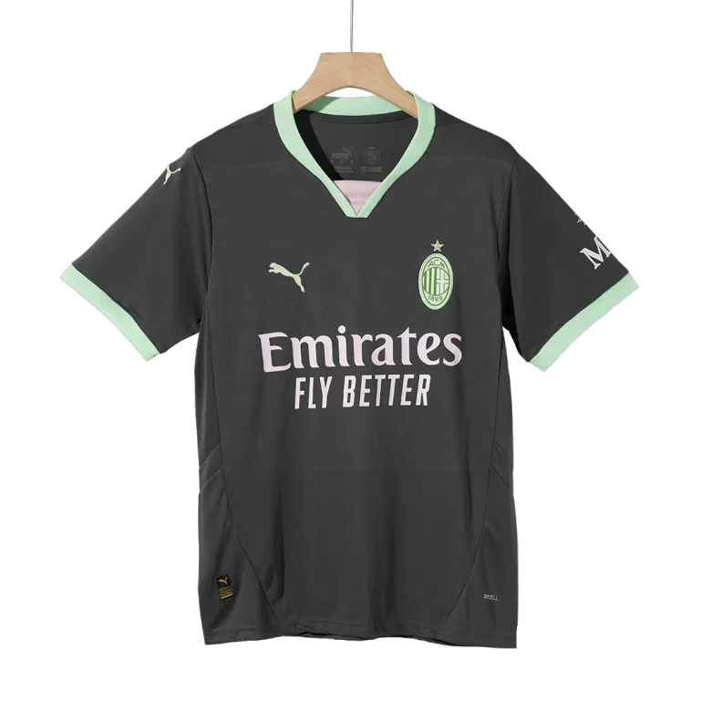 Camisola Ac Milan 2024-25 Alternativa Preta Versão Adepto PULISIC #11