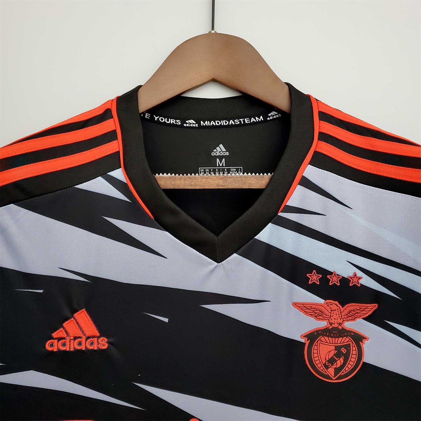 Camisola SLB 2021-22 Alternativa