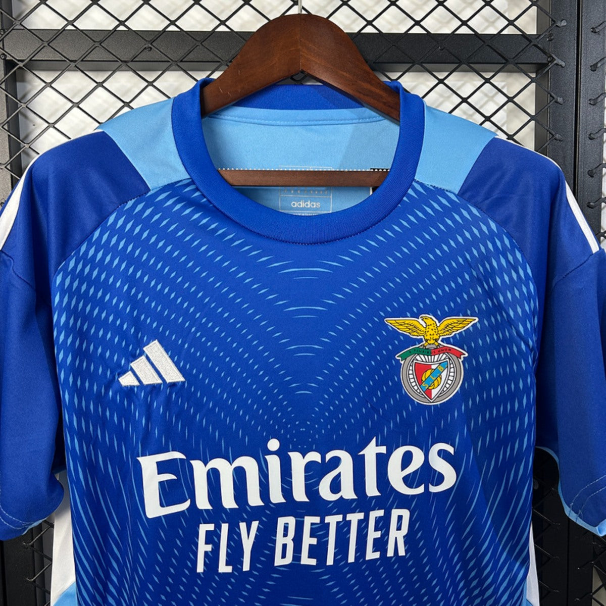 Camisola SLB 2025-26 Guarda-Redes Versão Adepto