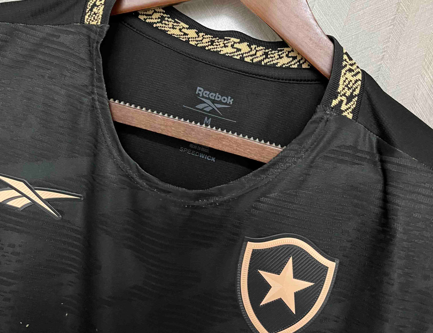 Camisola Botafogo-RJ 2024-25 Alternativa Preta Versão Mulher
