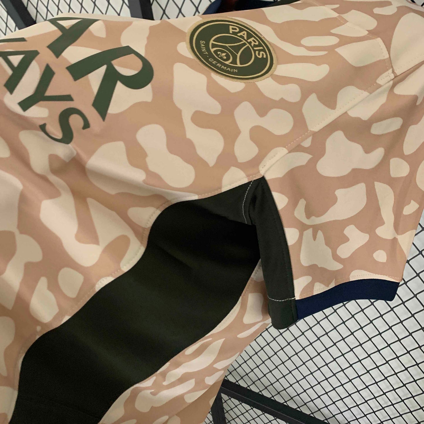 Camisola FC Paris Saint-Germain 2023-24 Alternativa