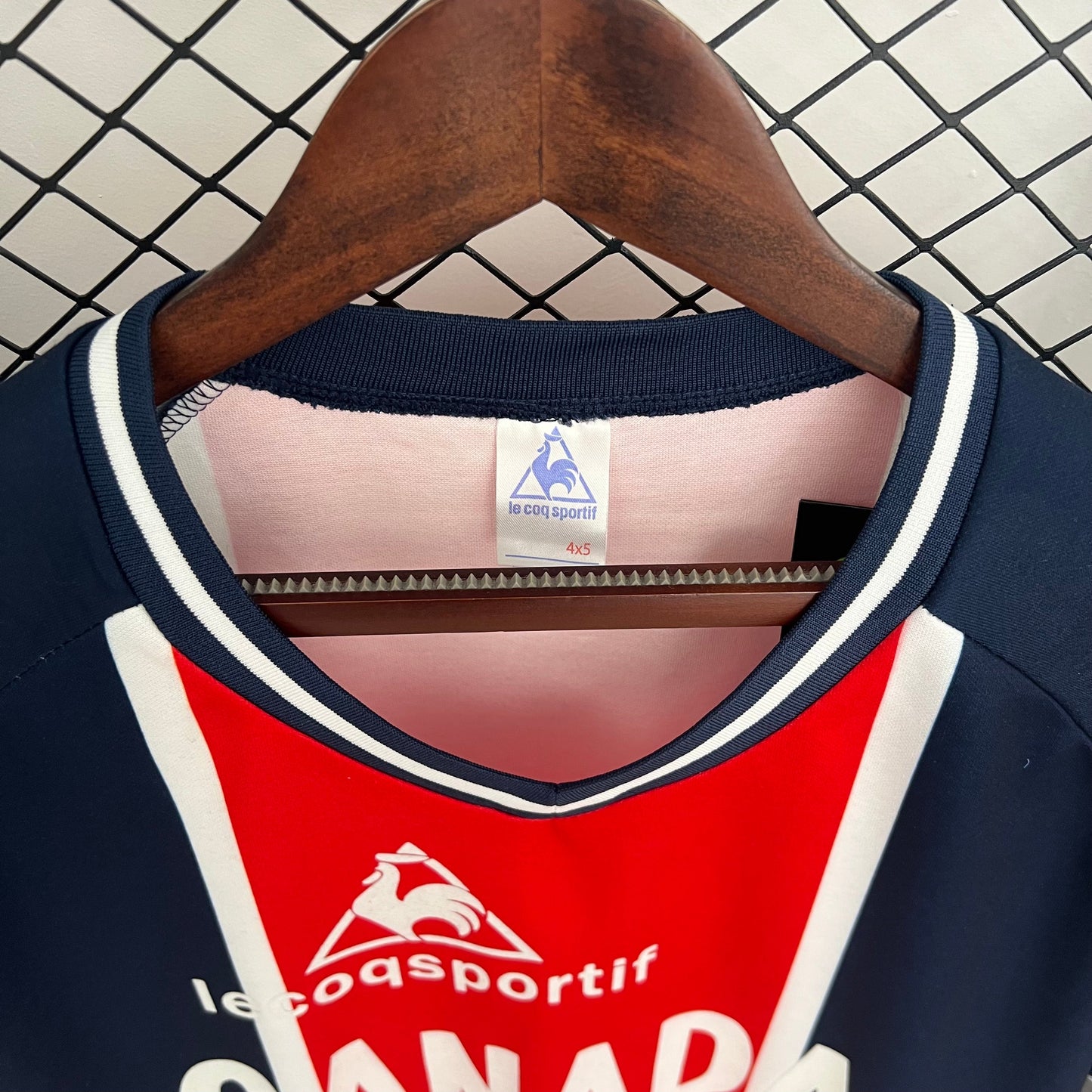 Camisola FC Paris Saint-Germain 1974-75 Principal
