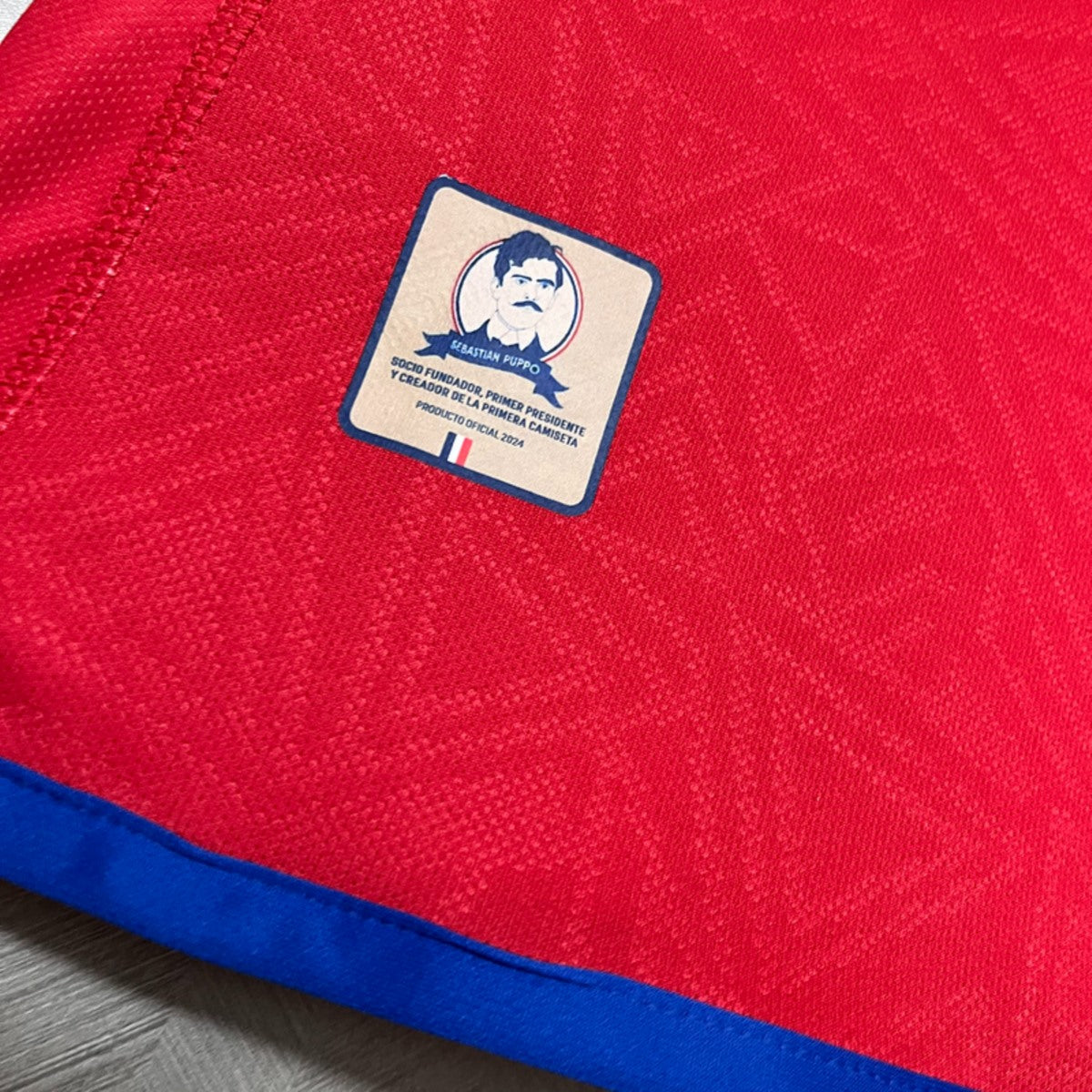 Camisola Club Nacional de Football 2025-26 Alternativa Vermelha Versão Adepto