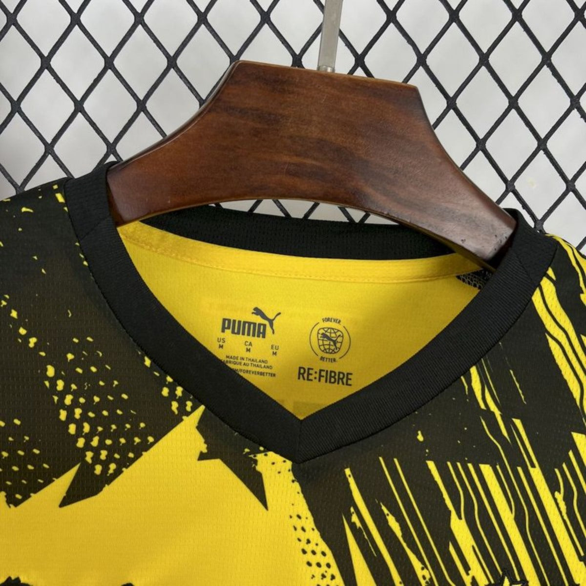 Camisola Borussia Dortmund 2025-26 Principal Versão Adepto