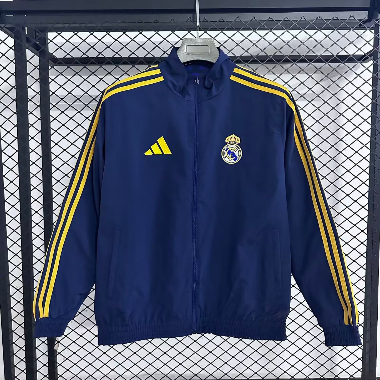 Casaco Reversivel Real Madrid CF 2025-26