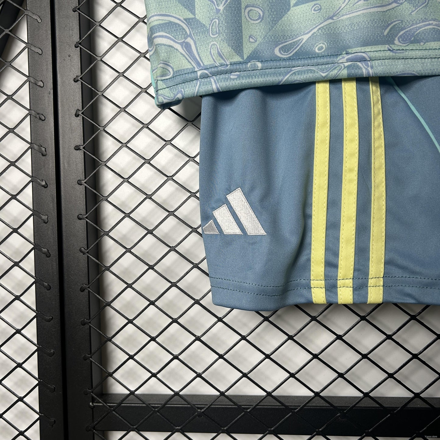 Kit Criança Juventus FC 2025-26 Alternativo