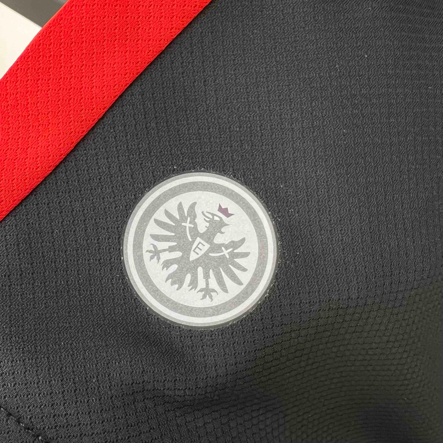 Camisola SG Eintracht Frankfurt 2024-25 Alternativa Preta Versão Adepto