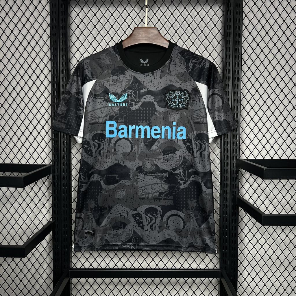 Camisola Bayer 04 Leverkusen 2024-25 Alternativa Preta Versão Adepto