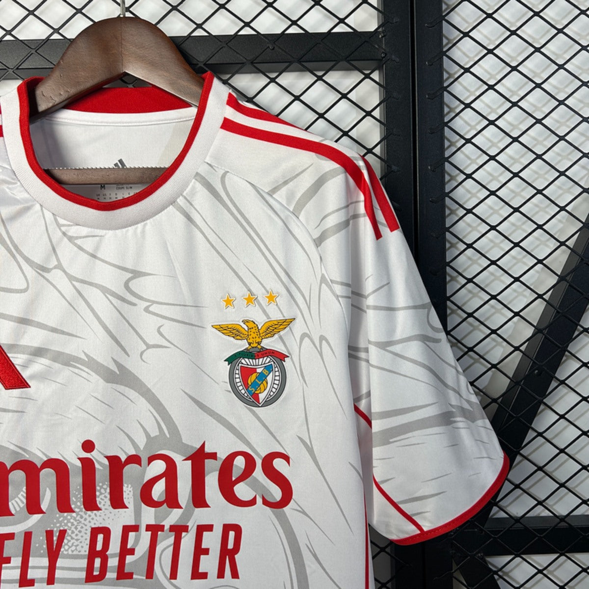 Camisola SLB 2025-26 Edição Especial Versão Adepto (Entrega Imediata)