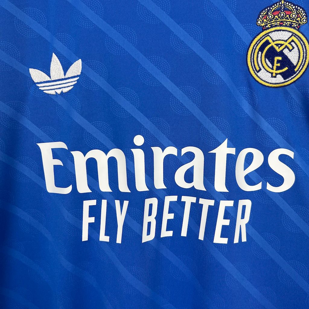 Camisola Real Madrid CF 2025-26 Alternativa Azul Versão Adepto
