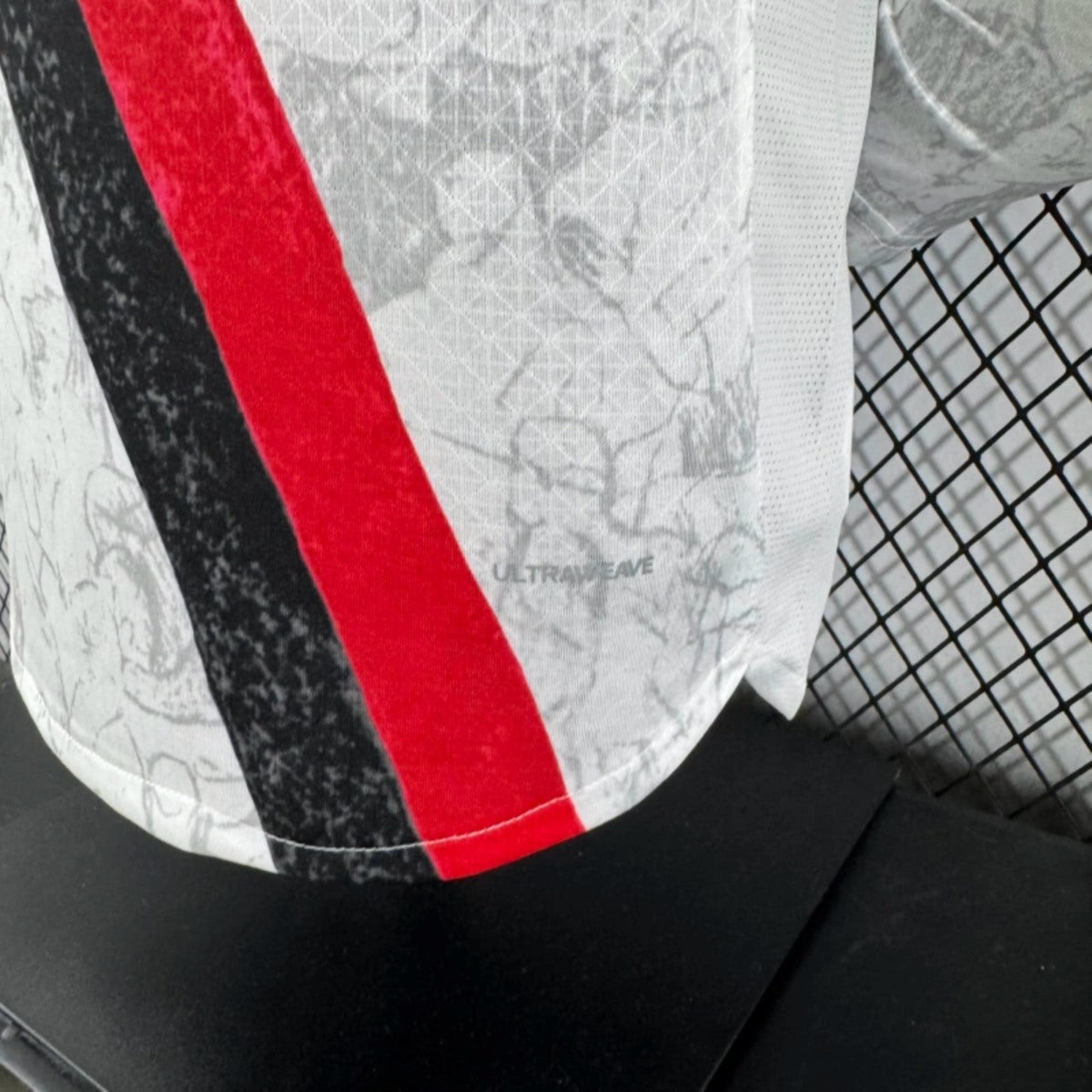 Camisola Manga Comprida MCI 2025-26 Alternativa Branca CWC Versão Jogador