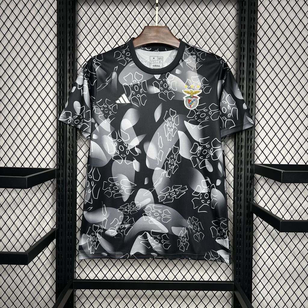 Camisola SLB 2024-25 Pre-Match Versão Adepto (Entrega Imediata)