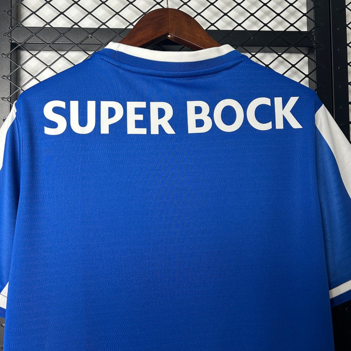 Camisola FCP 2025-26 Principal CWC Versão Adepto FÁBIO VIEIRA #10