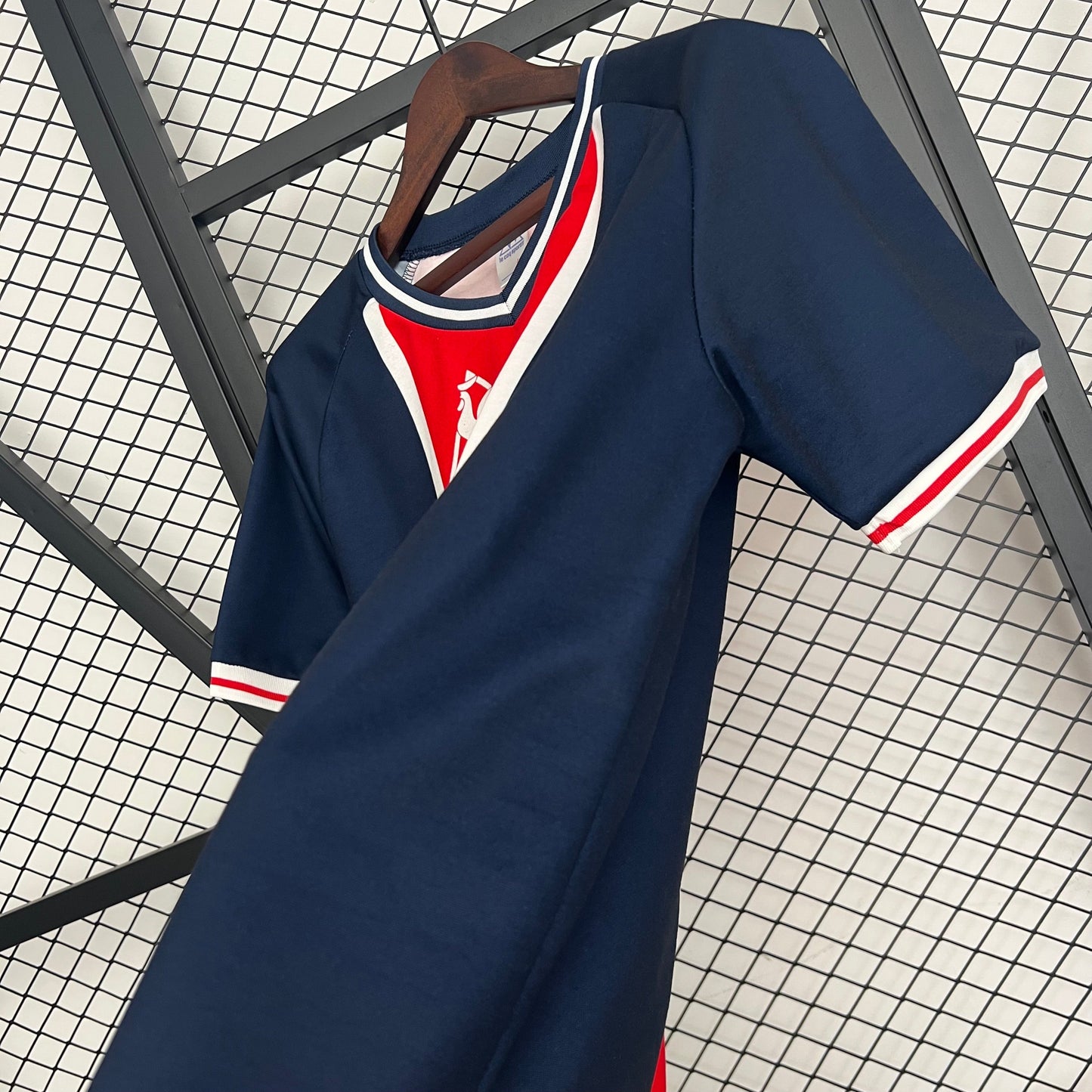 Camisola FC Paris Saint-Germain 1974-75 Principal