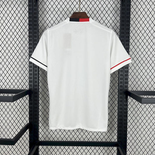 Camisola EC Vitoria 2025-26 Alternativa Branca Lisa Versão Adepto