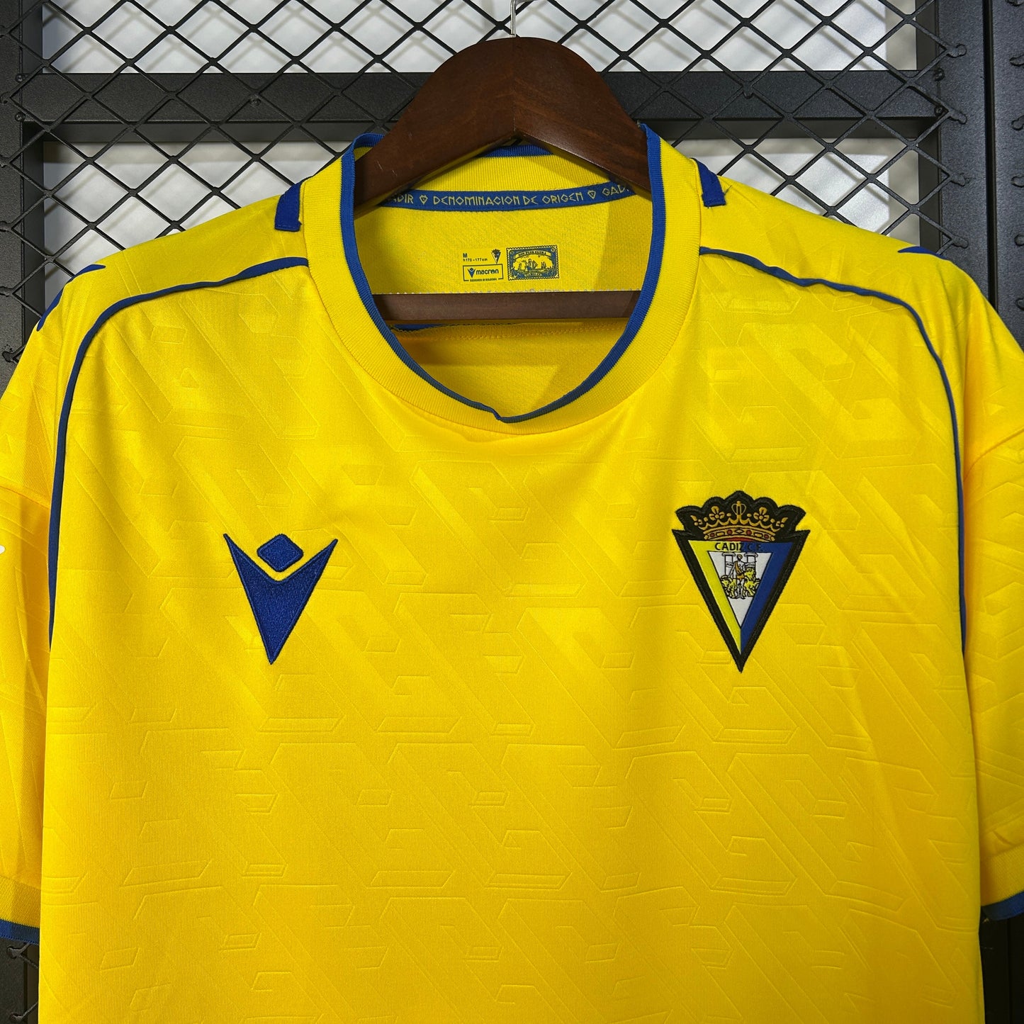 Camisola Cadiz CF 2025-26 Principal Versão Adepto