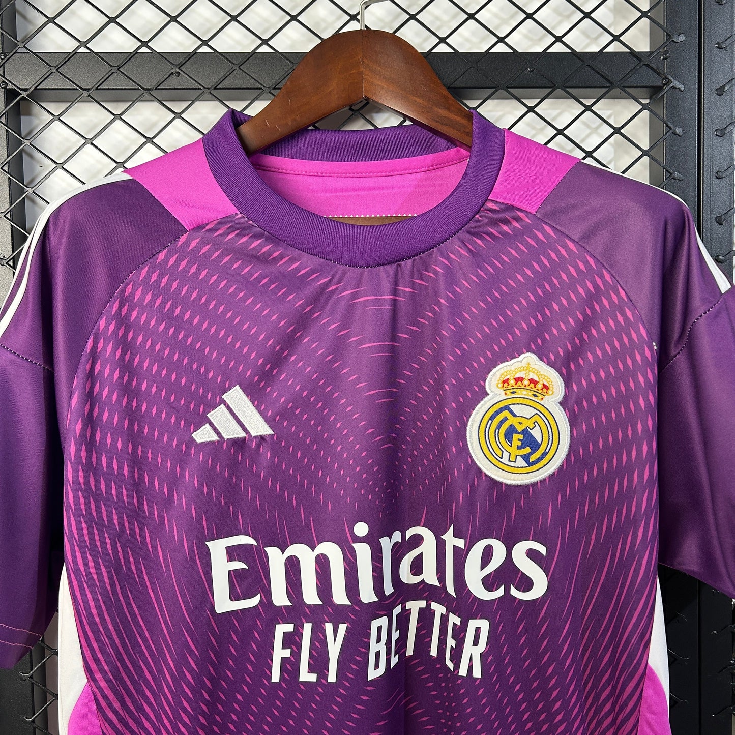 Camisola Real Madrid CF 2025-26 Guarda-Redes Versão Adepto