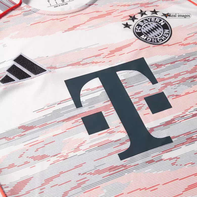 Camisola FC Bayern 2025-26 Alternativa Creme Versão Adepto J. PALHINHA #16