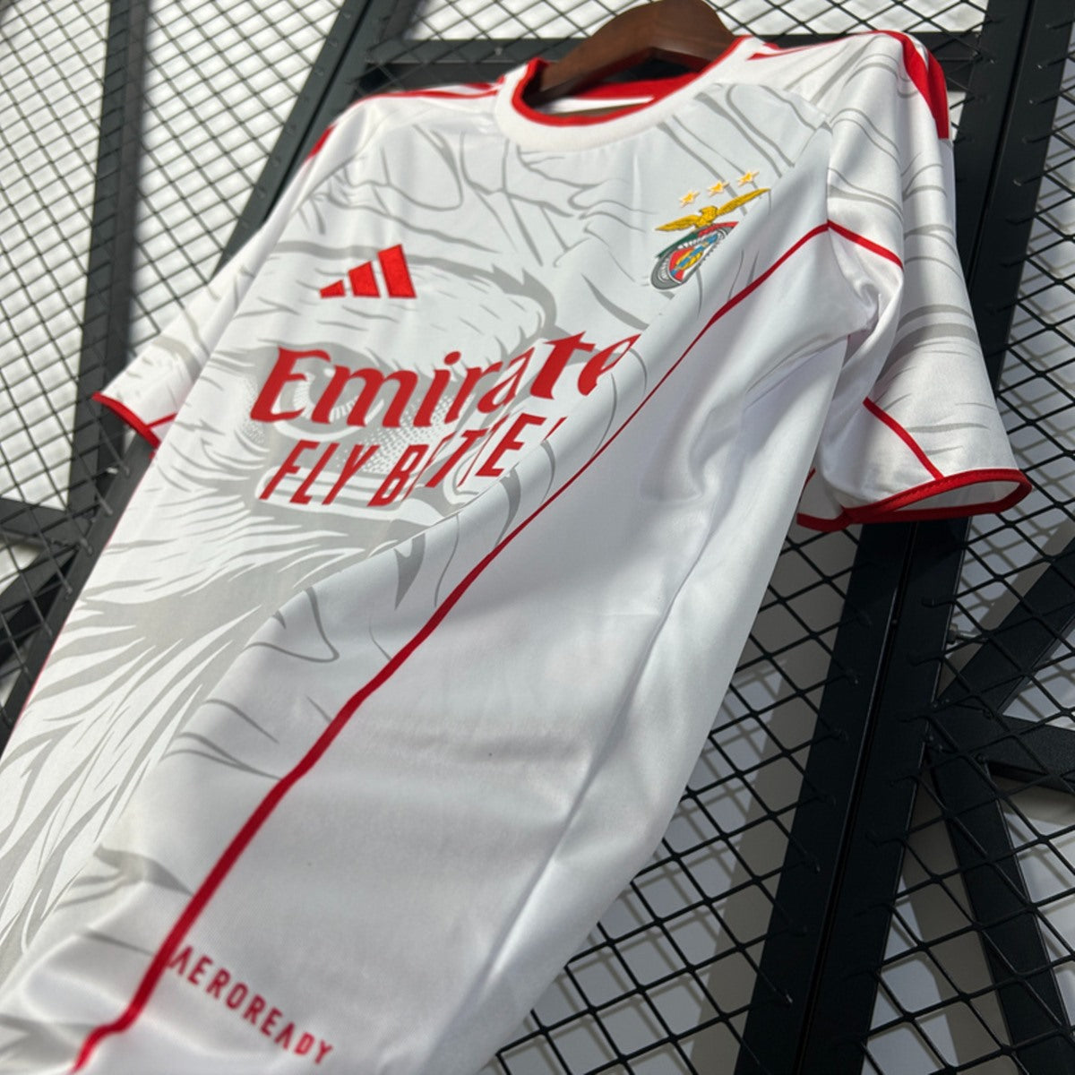 Camisola SLB 2025-26 Edição Especial Versão Adepto (Entrega Imediata)