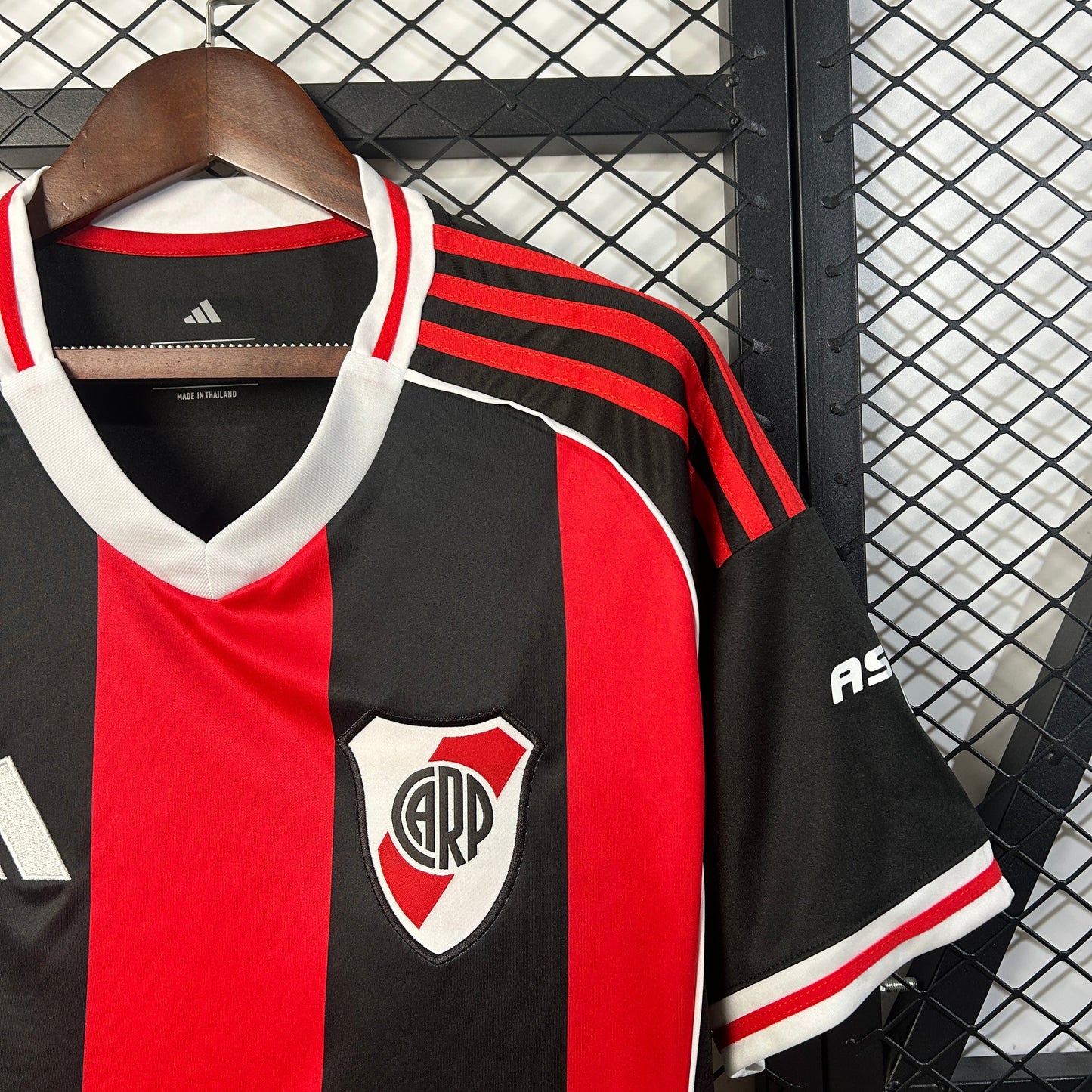 Camisola CA River Plate 2025-26 Alternativa Preta Versão Adepto