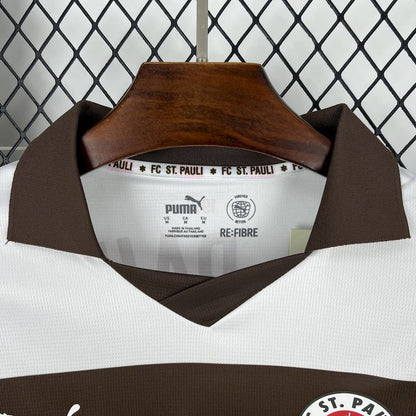 Camisola FC St. Pauli 2025-26 Alternativa Branca Versão Adepto IRVINE #7