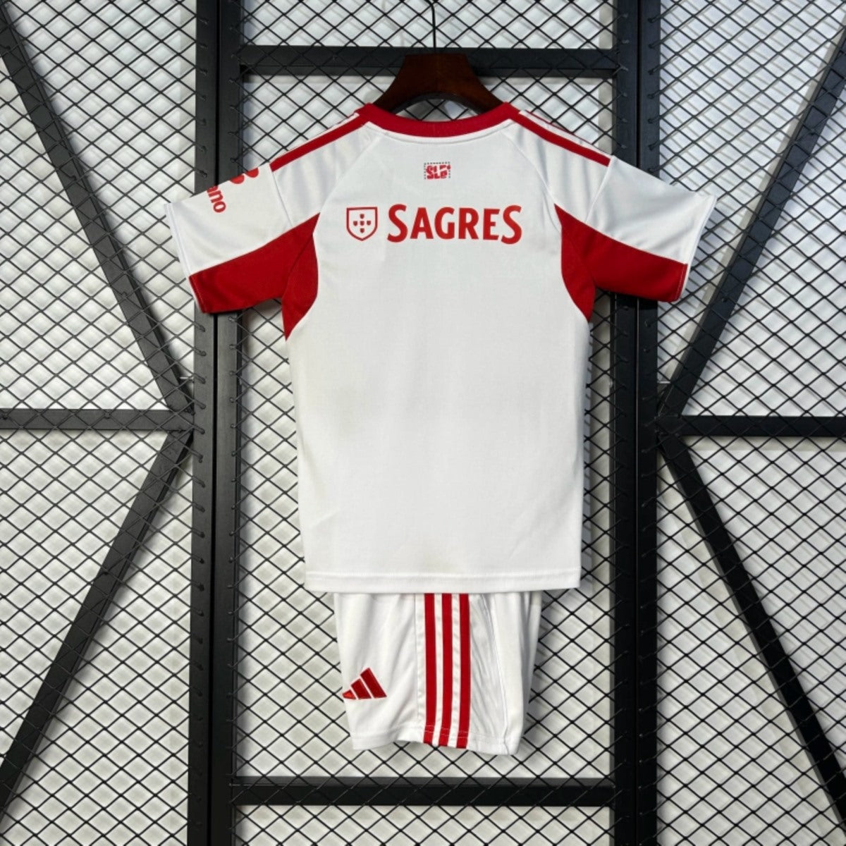 Kit Criança SLB 2025-26 Alternativo Branco (Entrega Imediata)