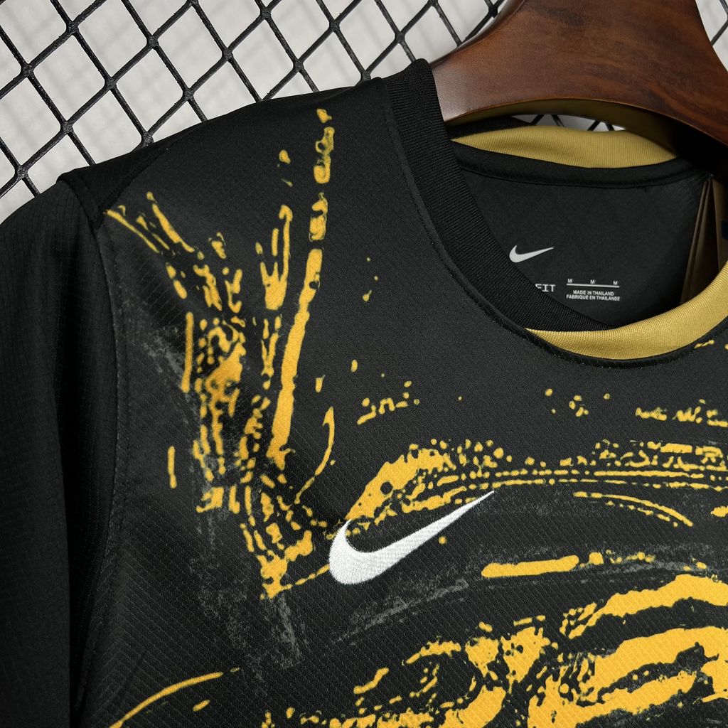 Camisola SCP 2024-25 Edição Especial CR7 Bi-Campeão