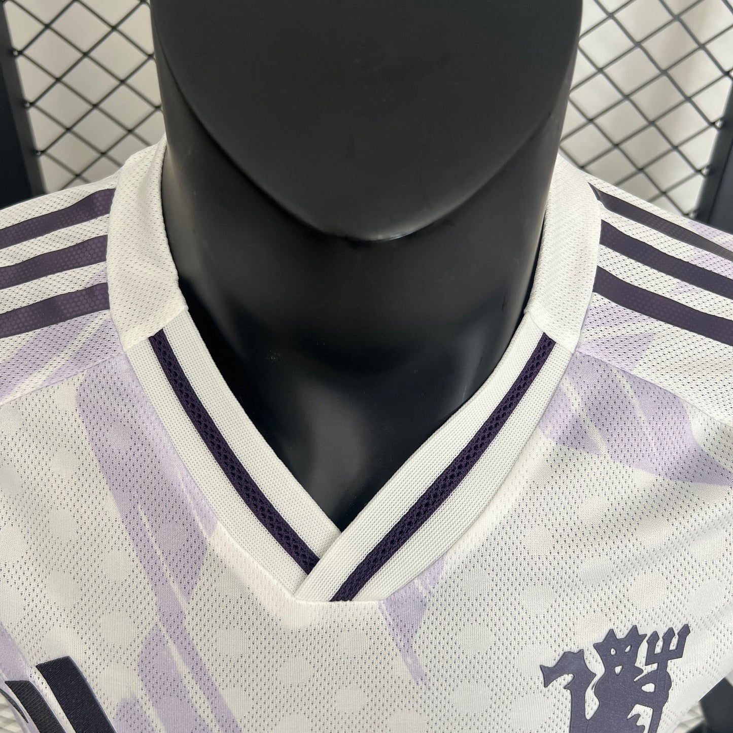 Camisola M-United 2025-26 Alternativa Branca Versão Jogador