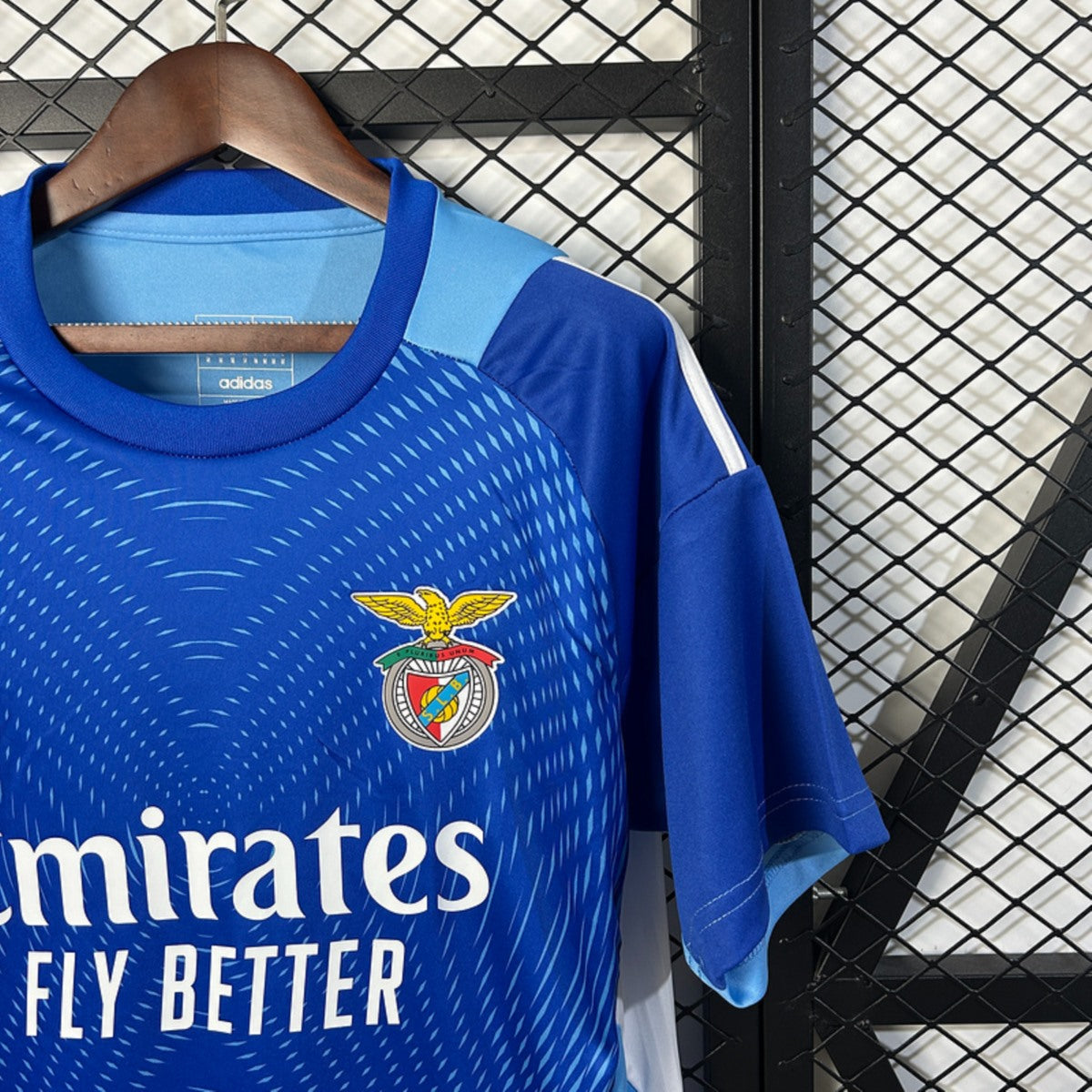 Camisola SLB 2025-26 Guarda-Redes Versão Adepto