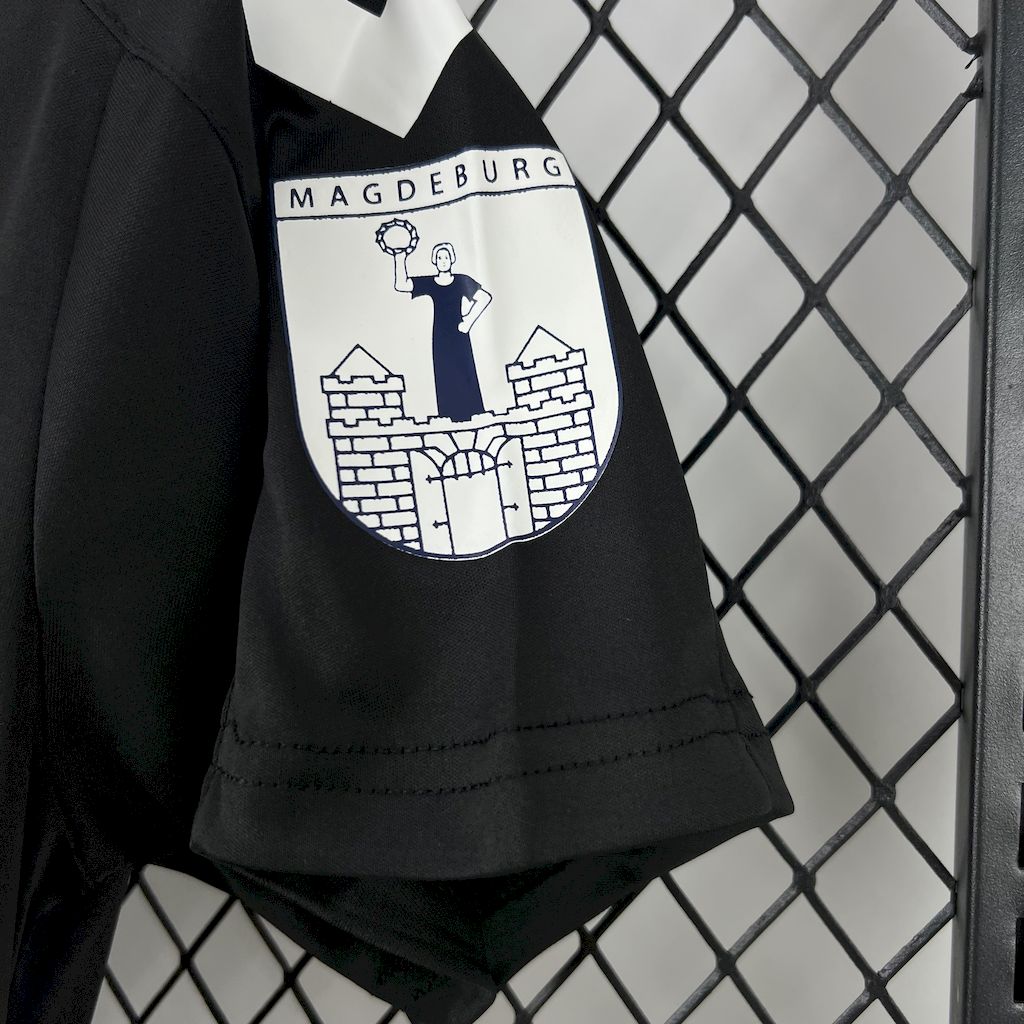 Camisola 1.FC Magdeburg 2025-26 Edição Especial Versão Adepto