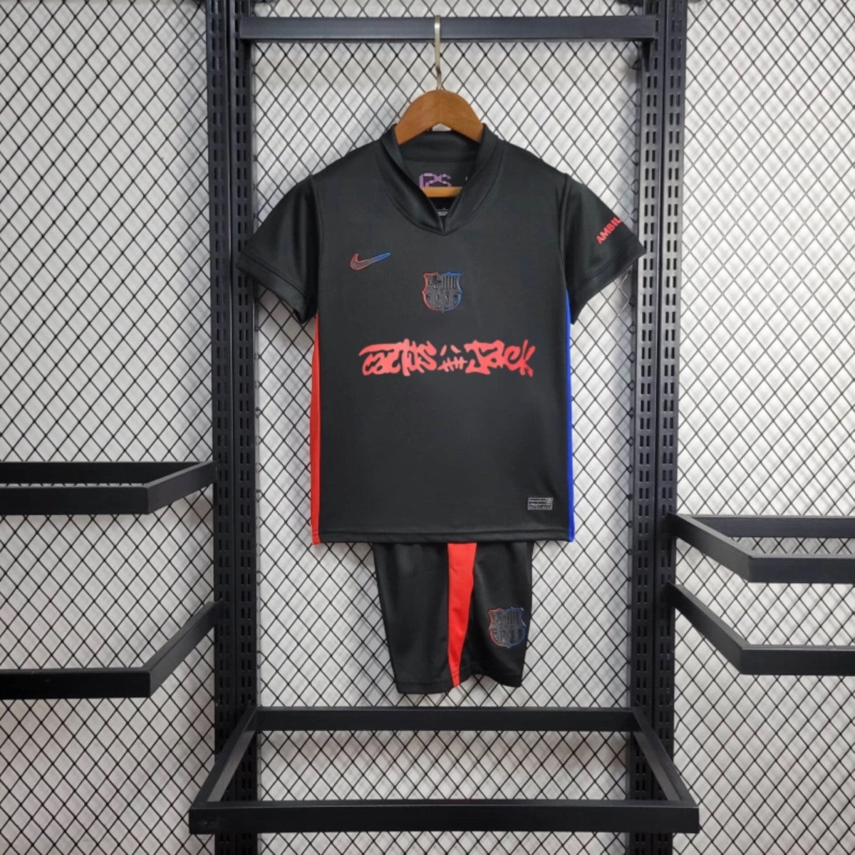 Kit Criança FC Barcelona 2025-26 Edição Travis Scott