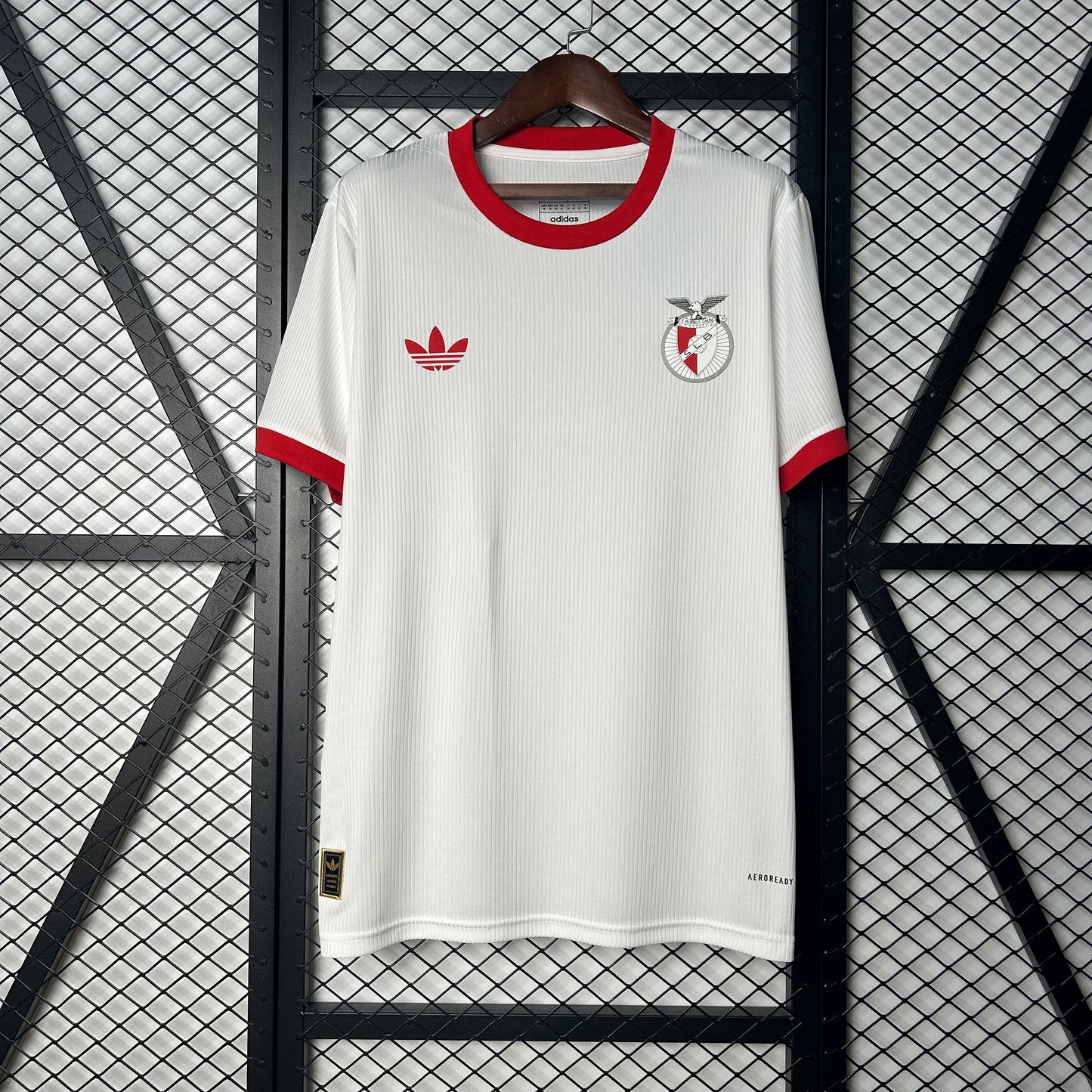 Camisola SLB 2025-26 Edição 100º Aniversário Versão Adepto (Entrega Imediata)
