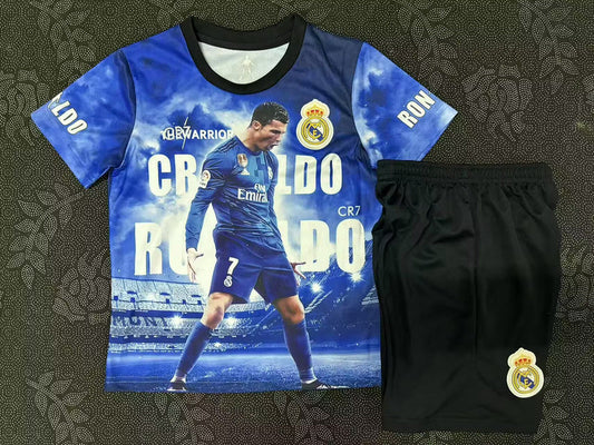 Kit Criança Real Madrid CF 2025-26 Edição Especial RONALDO #7