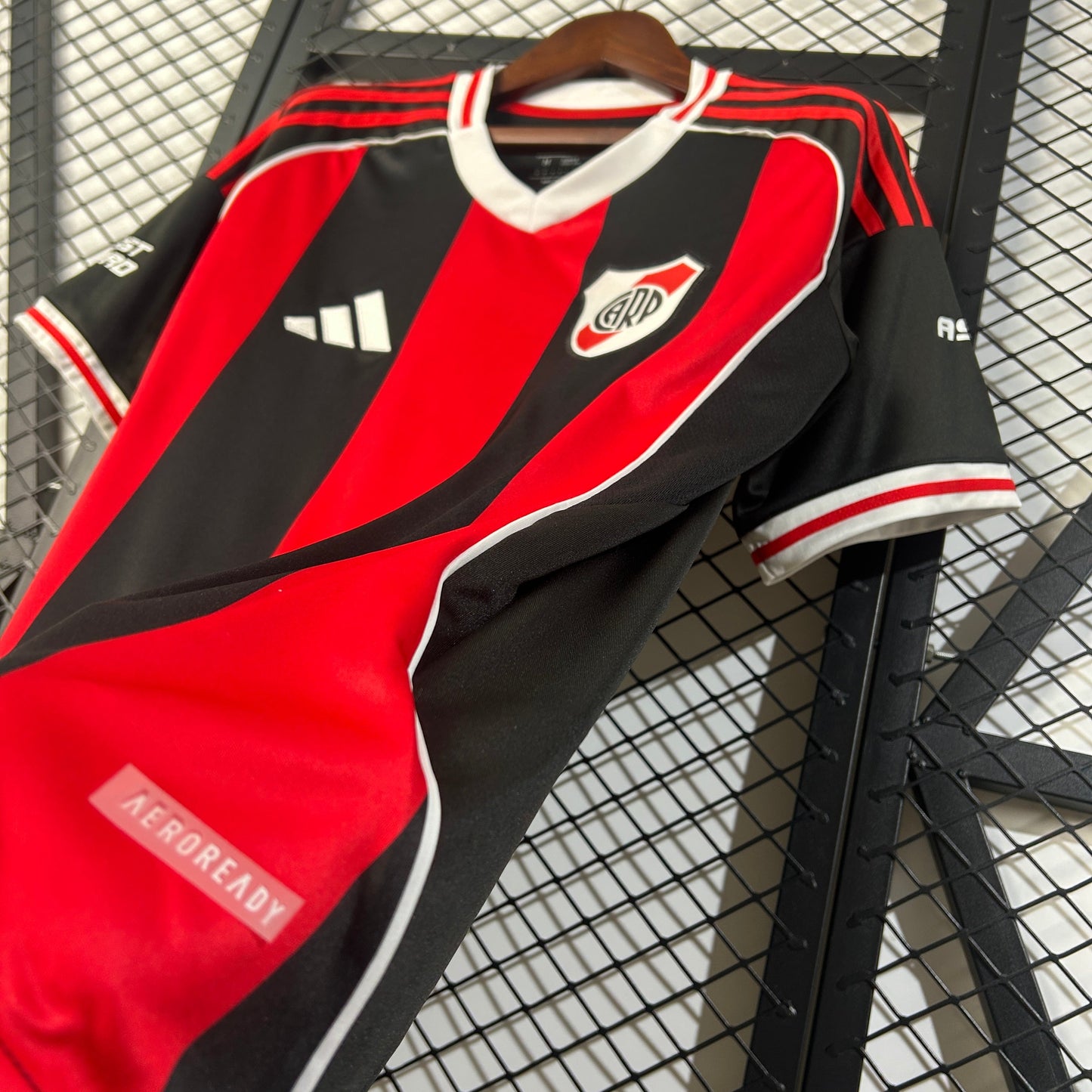 Camisola CA River Plate 2025-26 Alternativa Preta Versão Adepto
