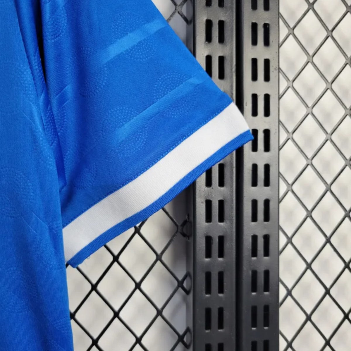 Camisola Real Madrid CF 2025-26 Alternativa Azul Versão Mulher