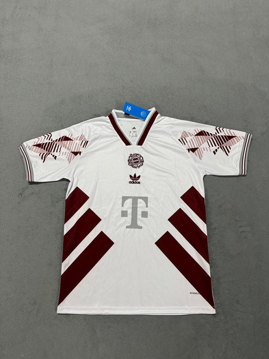 Camisola FC Bayern 2025-26 Edição Especial Versão Adepto