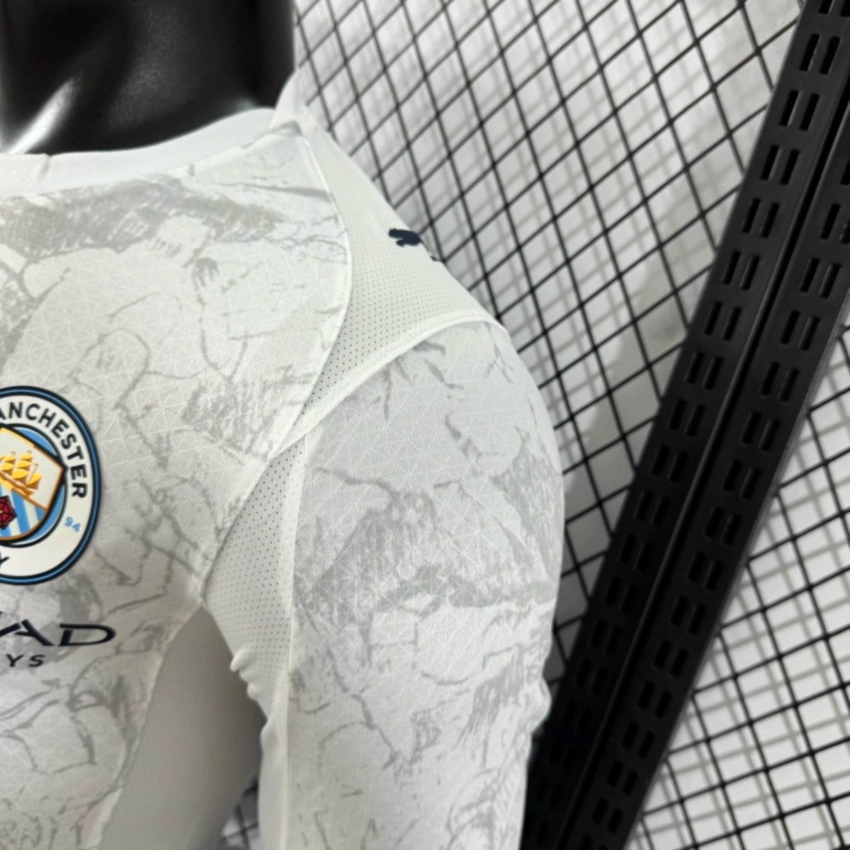Camisola Manga Comprida MCI 2025-26 Alternativa Branca CWC Versão Jogador