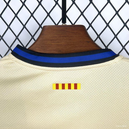 Kit Criança FC Barcelona 2025-26 Alternativo