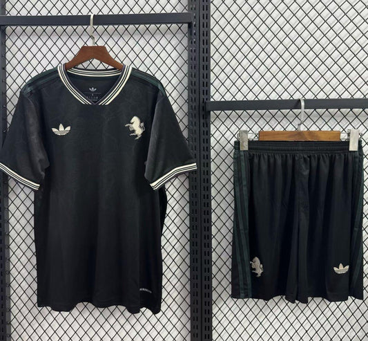 Kit Criança Juventus FC 2025-26 Alternativo