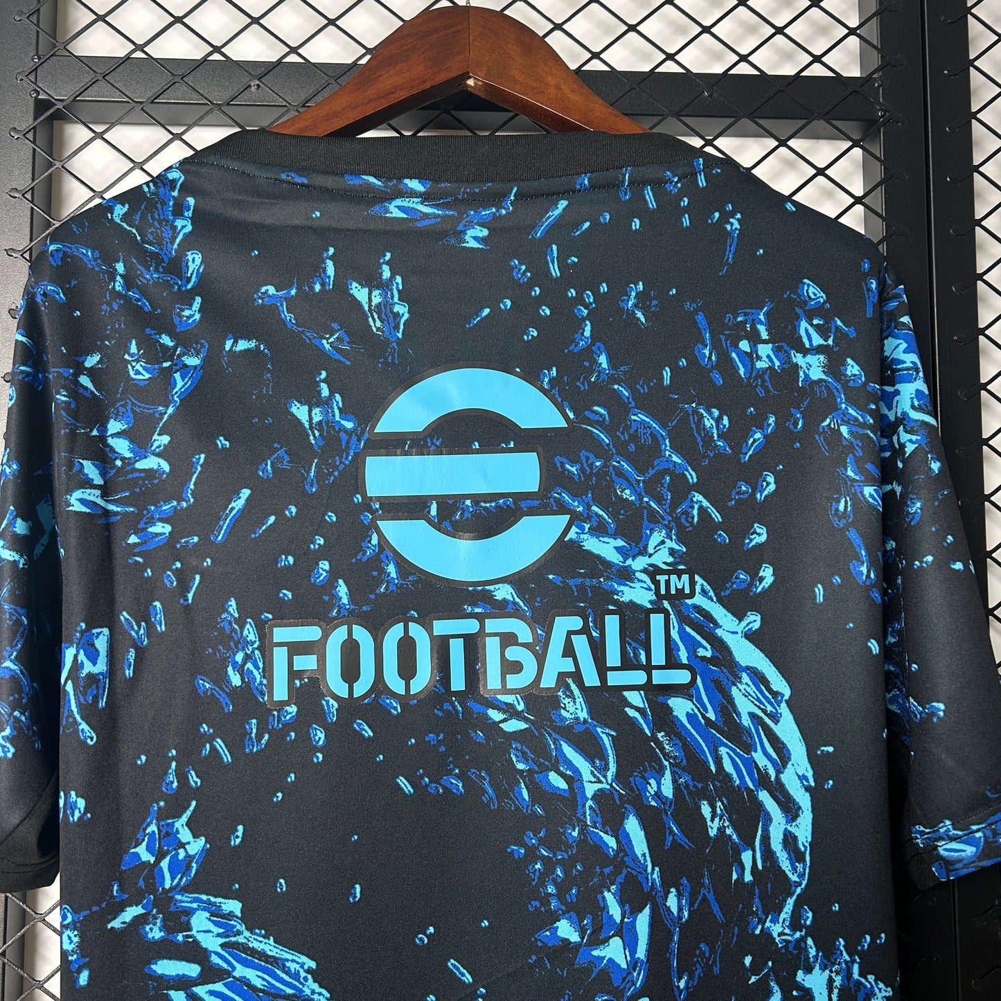 Camisola Inter Milão 2025-26 Edição Especial Versão Adepto
