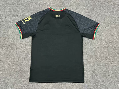 Camisola QPR 2024-25 Alternativa Preta Versão Adepto