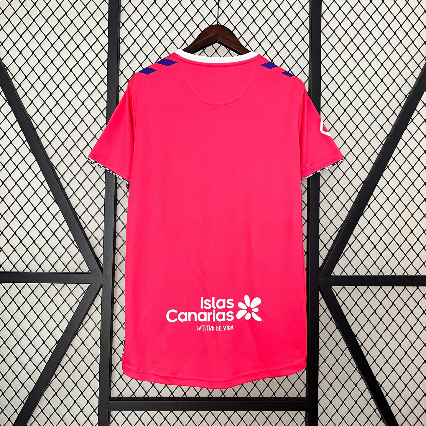 Camisola CD Tenerife 2024-25 Alternativa Vermelha Versão Adepto