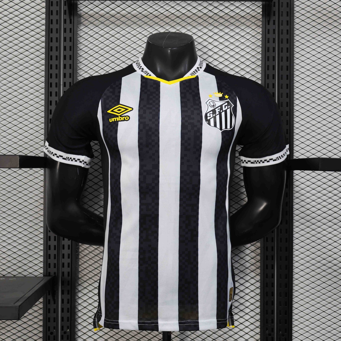 Camisola Santos FC 2025-26 Alternativa Preta/Branca Versão Jogador